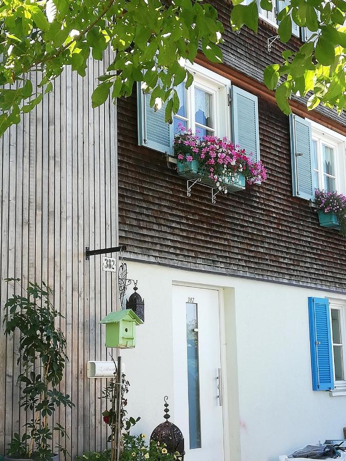 Gemütliche Wohnung in Einfamilienhaus Alberschwende Exterior foto
